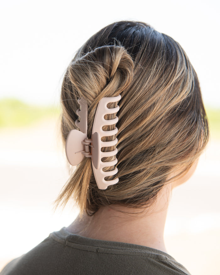 blush - claw clips