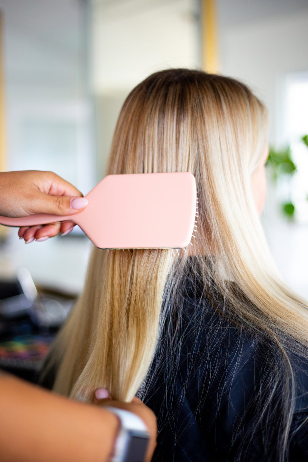 Champagne Mami - Paddle Brush