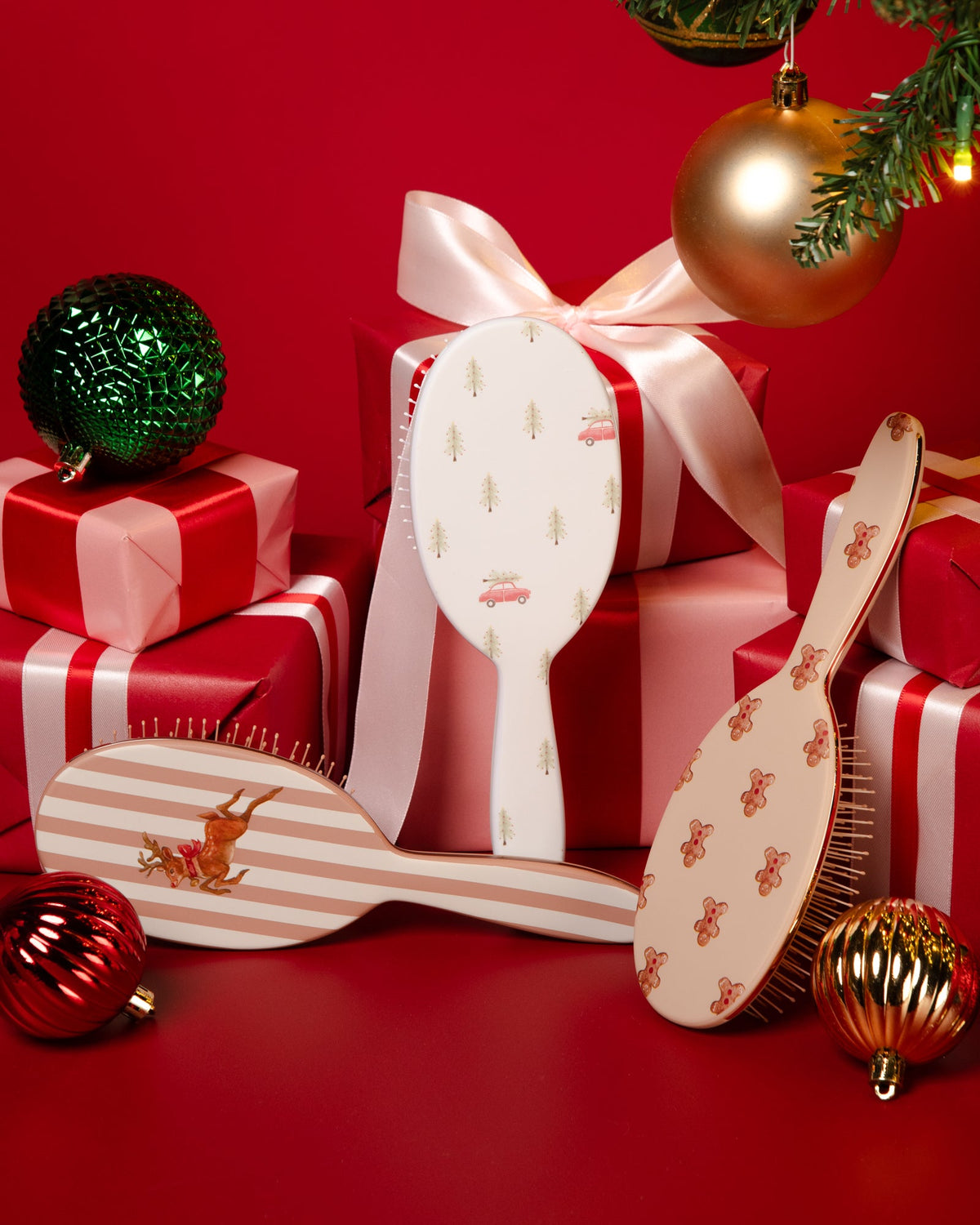 Holly Days - 9PC Detangle Brush Display