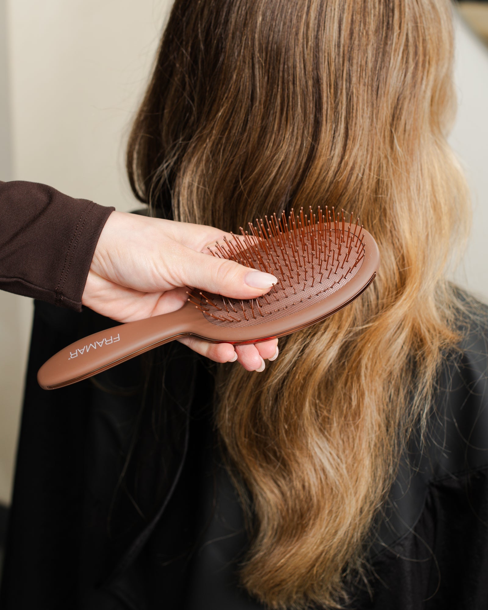 Chocolate - Detangle Brush