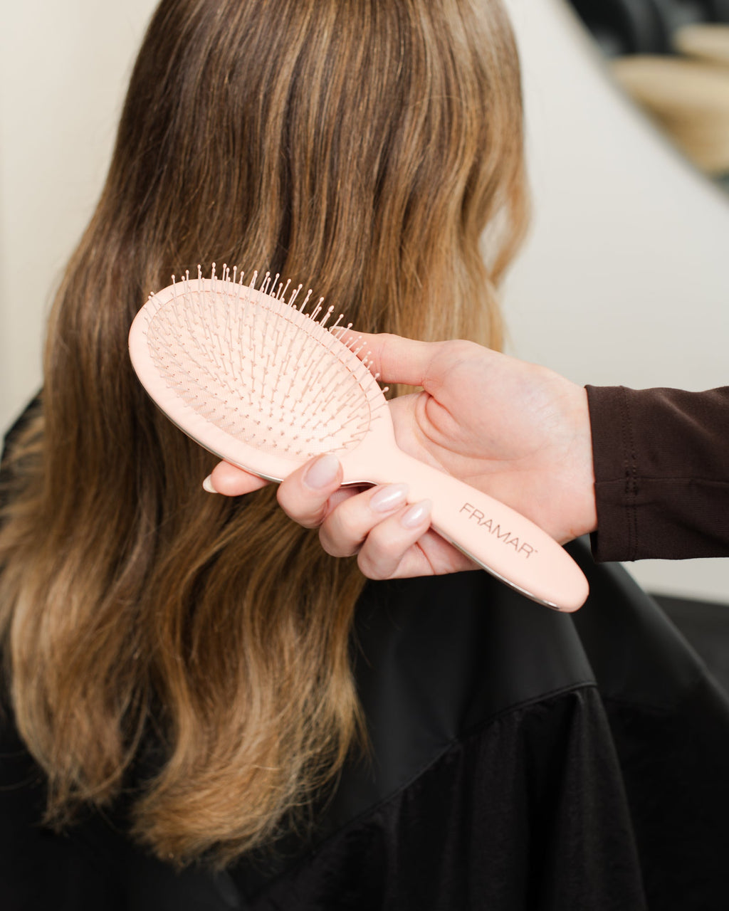 Champagne Mami -  Detangle Brush