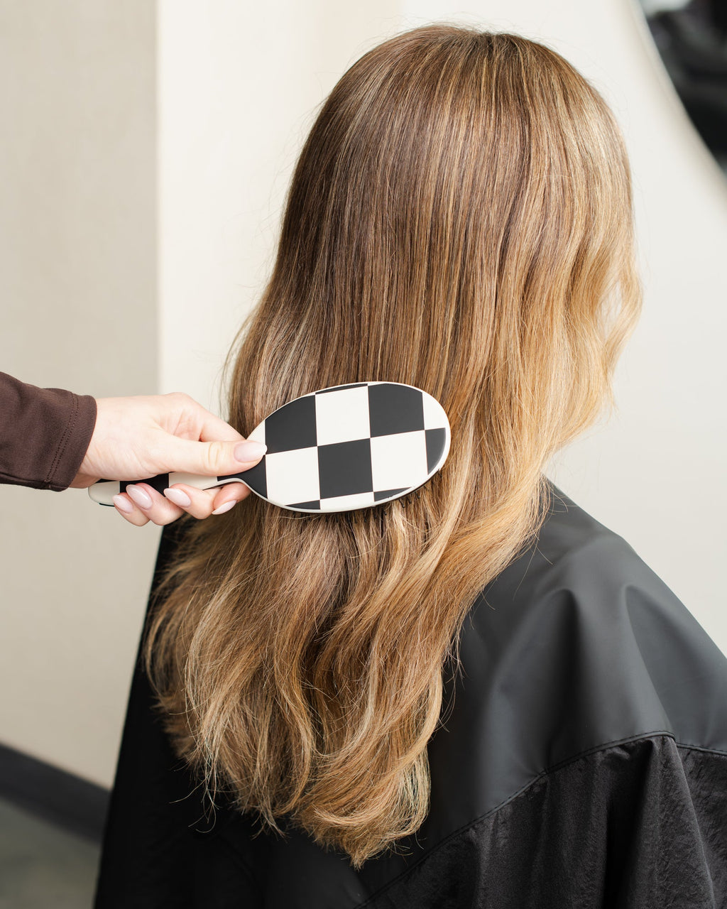 Checked Out - Detangle Brush