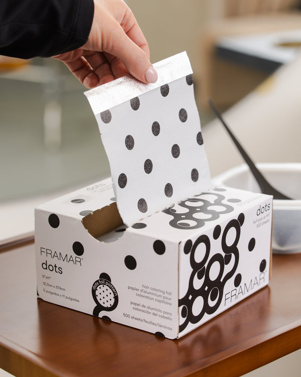 5x11 Pop Up - Black & White Dots