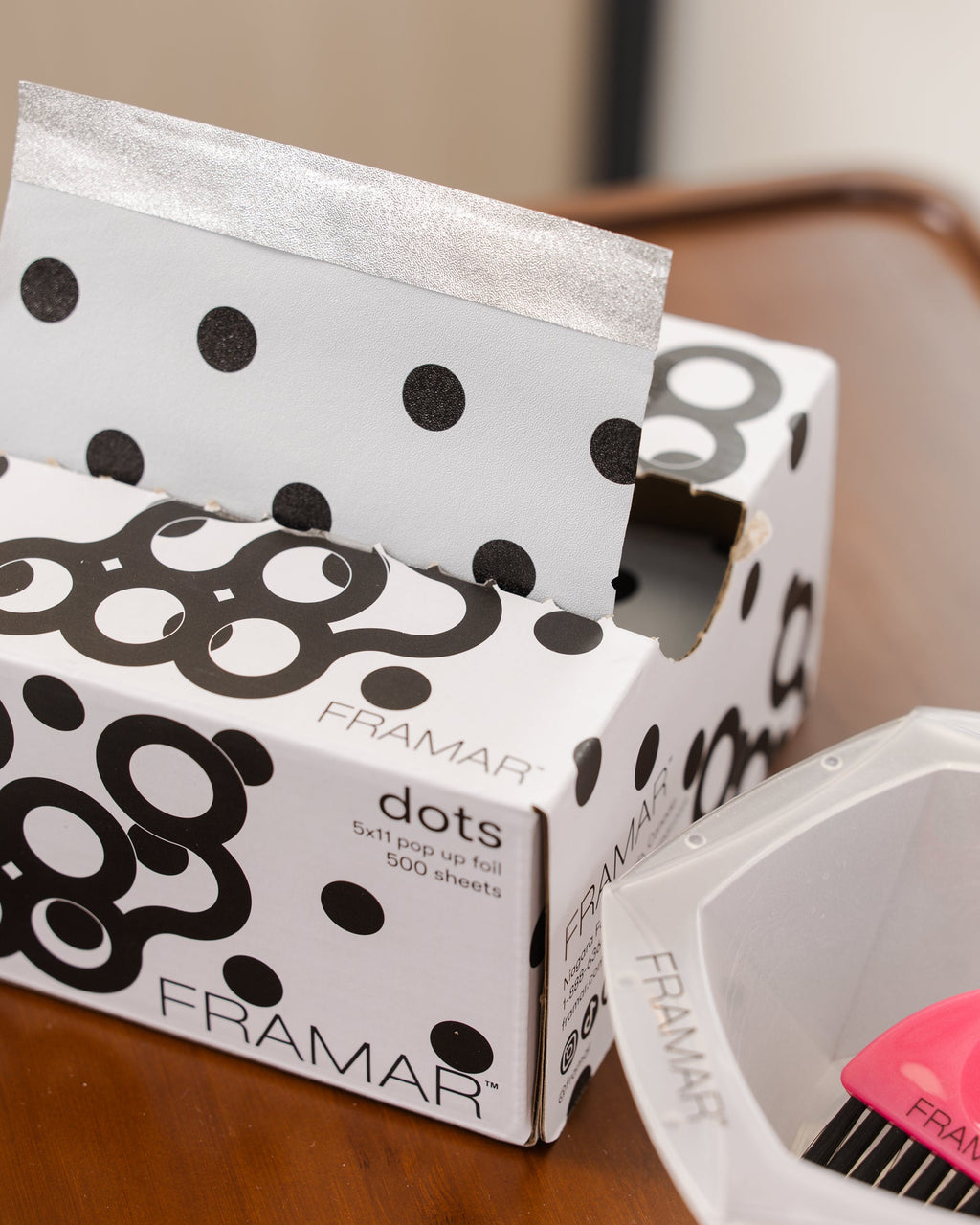 5x11 Pop Up - Black & White Dots