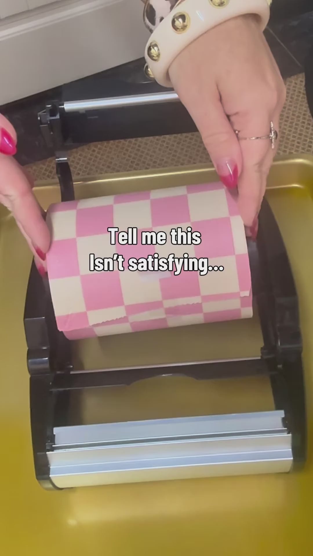 Beige & Pink Checks - Embossed Roll UGC video