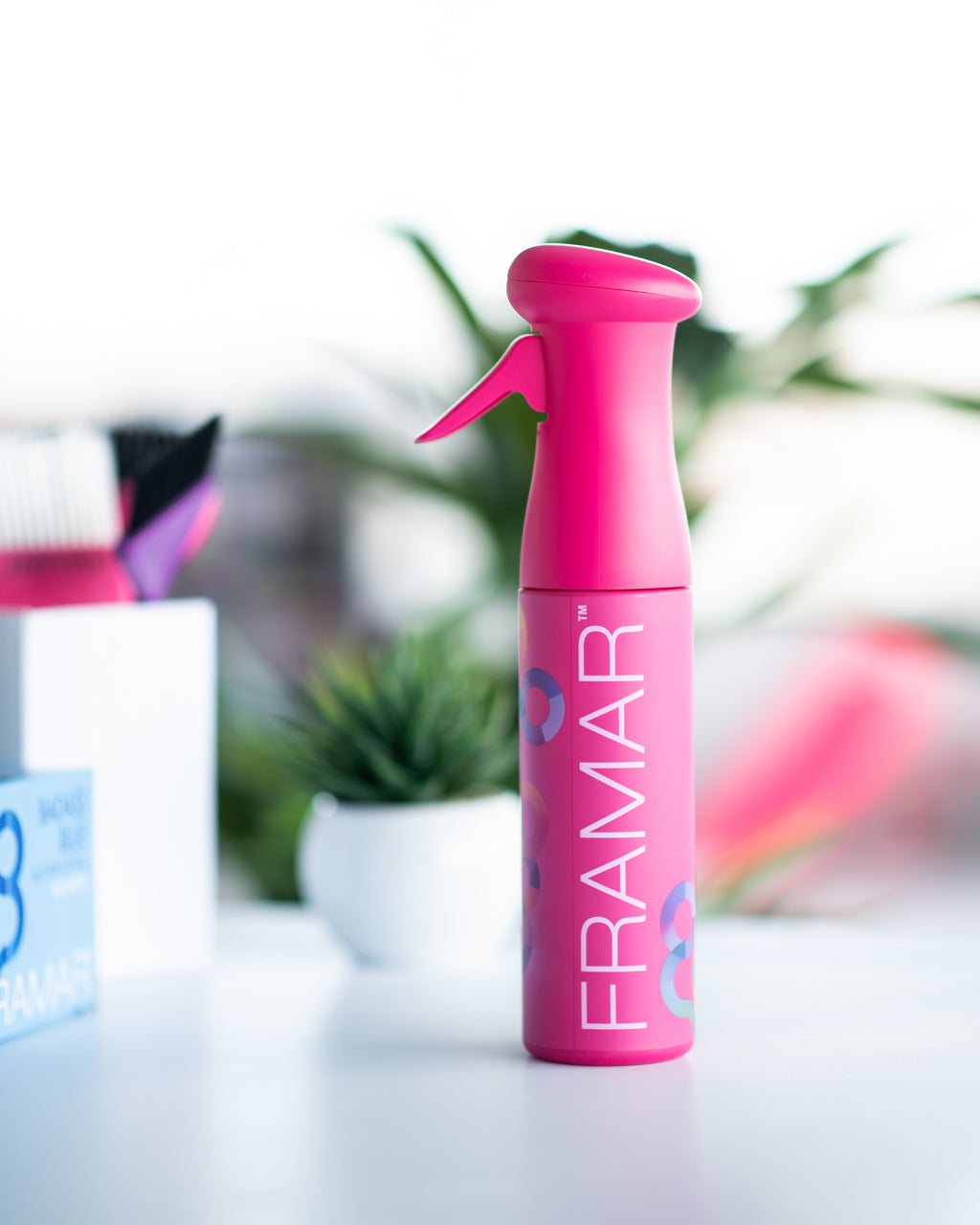 Pink spray bottle, Spray bottle, spray bottle curly hair, spray bottle continuous, spray bottle for hair, spray bottle for plants, spray bottle hair, spray bottle spraying