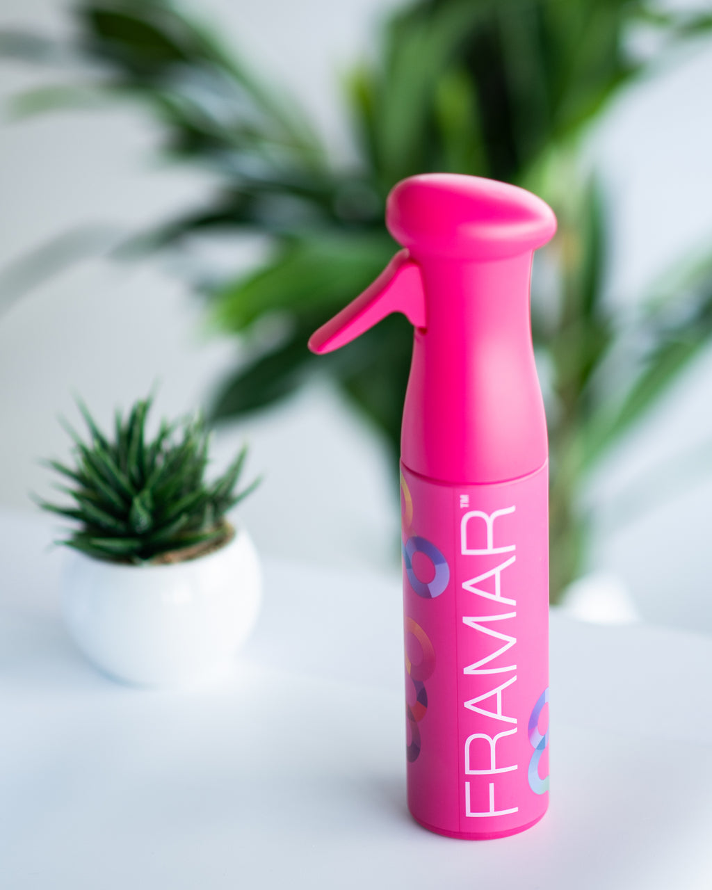 Pink spray bottle, Spray bottle, spray bottle curly hair, spray bottle continuous, spray bottle for hair, spray bottle for plants, spray bottle hair, spray bottle spraying